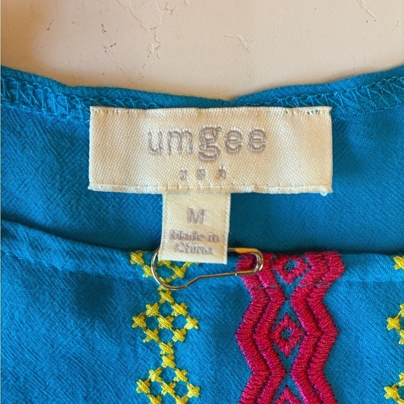 Umgee Bohemian Dress, Embroidered Details, Bell Sleeves, Size Medium, Blue, EUC - Picture 4 of 9